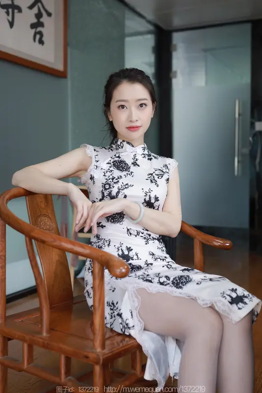 [IESS异思趣向] 2023.04.25 丝享家 1432 小婕《灰斯旗袍》 8